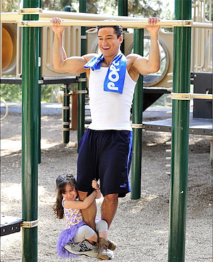 Mission_Athletecare_Fathers_Day_Gift_Mario_Lopez_Enduracool_Dad