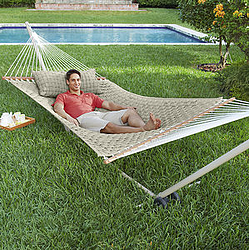Mission_Athletecare_Fathers_Day_Gift_Guide_Hammock_Relax_Brookstone